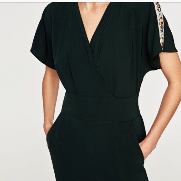 Zara • M • forest green jumpsuit w/ shoulder gems - Picture 4 of 8